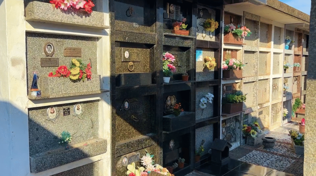 Cemitérios se preparam para Finados e enfrentam furtos