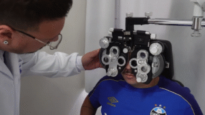 Câmara aprova óculos gratuitos para baixa renda