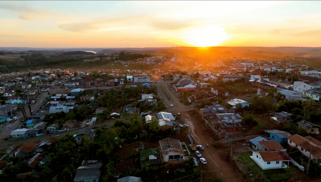 Tornado F3 devasta Rio Bonito do Iguaçu
