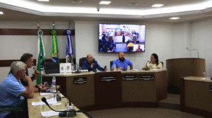 Sessão da Câmara em União da Vitória é suspensa