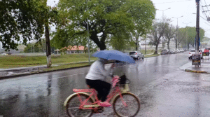 Dias chuvosos podem afetar humor, alerta psicólogo