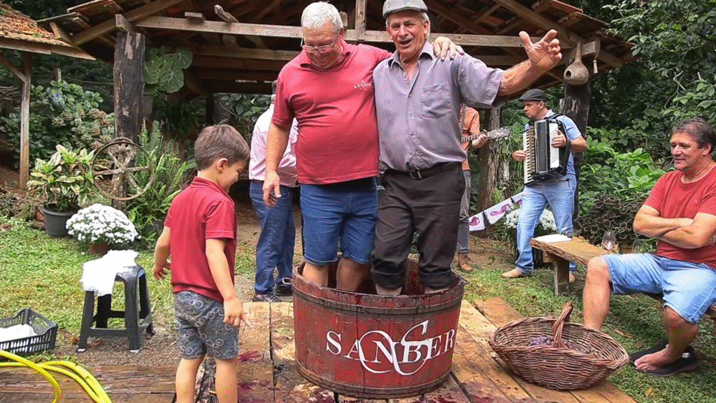 Pisa da Uva em Bituruna celebra tradição e atrai turistas
