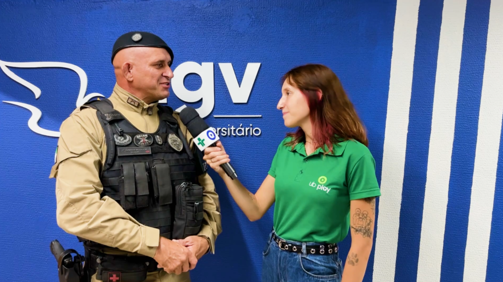 Treinamento policial transforma cães em especialistas