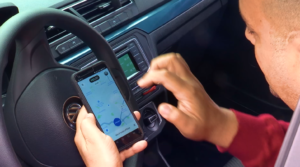 Nova regra muda ganhos em apps de transporte