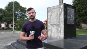 Monumento na Praça da Ucrânia passa por restauração