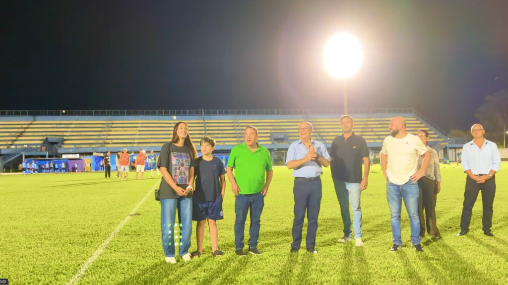 Estádio Antiocho Pereira volta a brilhar com nova iluminação