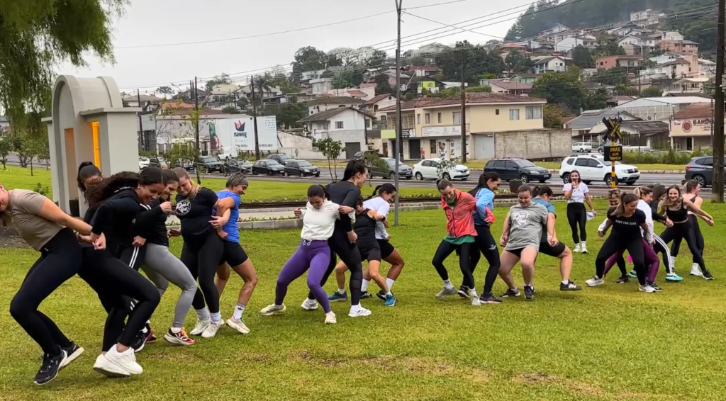 Treinão feminino promove força e união