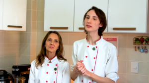 Doce parceria: mãe e filho transformam receita em negócio