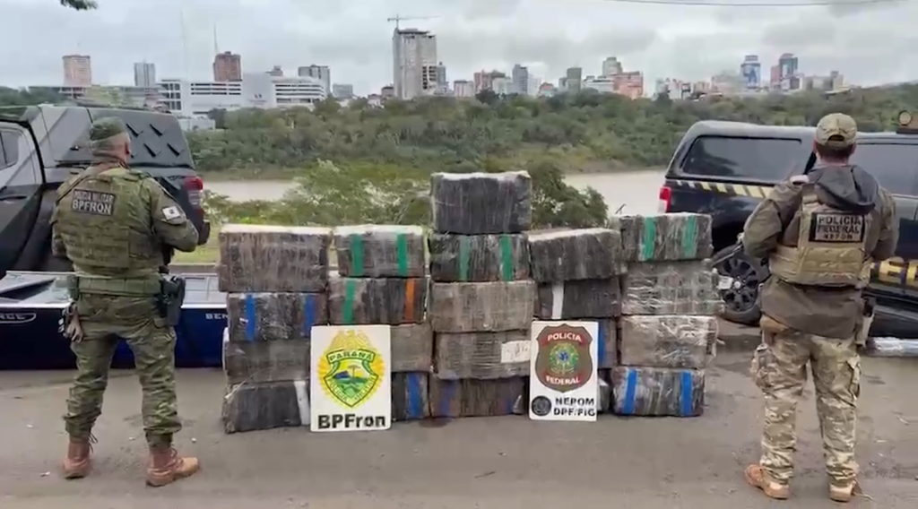 PM do Paraná apreende 15 toneladas de drogas