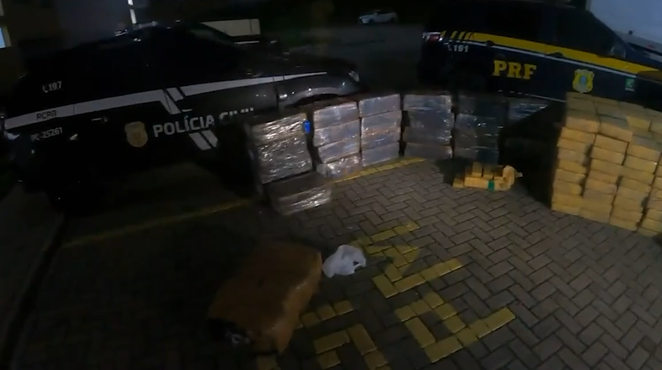 Motorista preso com 2 toneladas de drogas no PR