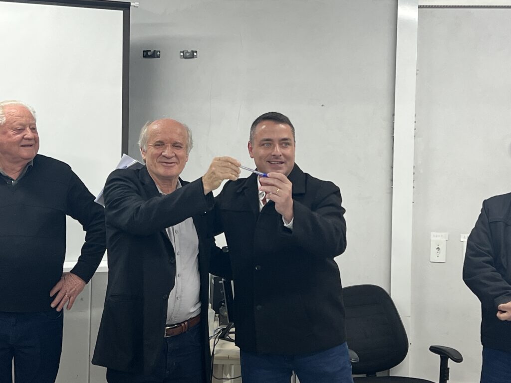 Presidente da Câmara assume Prefeitura de Porto União