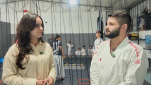 Contador transforma paixão pelo karatê em estilo de vida